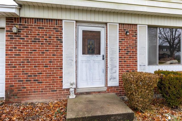 Builiding view three for 30482 Dover, Flat Rock, MI. 48134