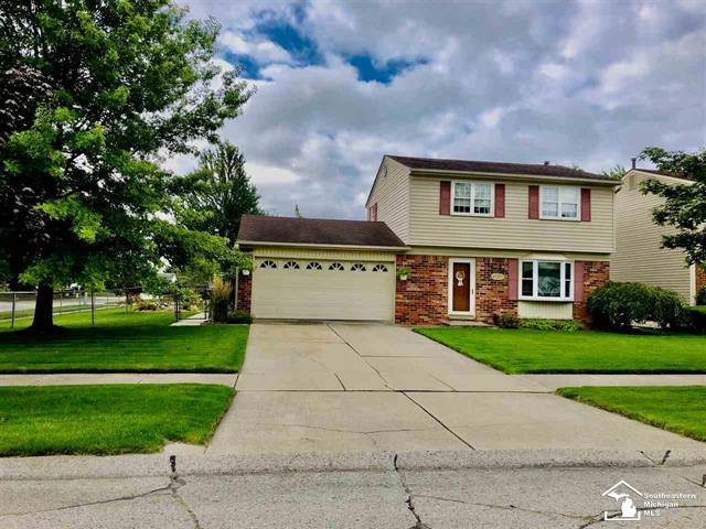 front view for 23211 Whitby, Flat Rock, Mi. 48134