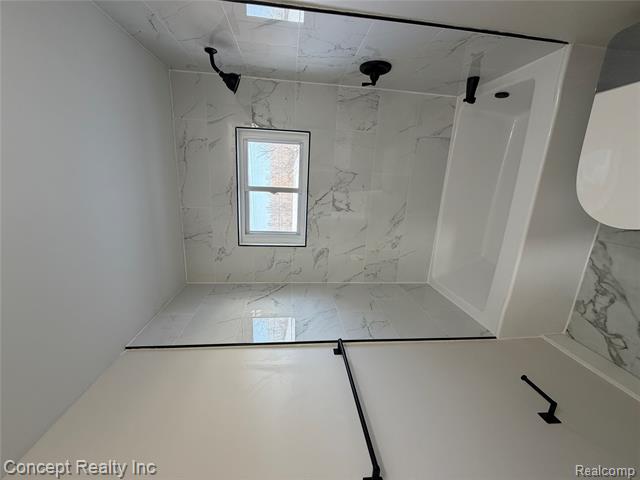 Builiding view twenty three for 23556 Candace, Rockwood, MI. 48173