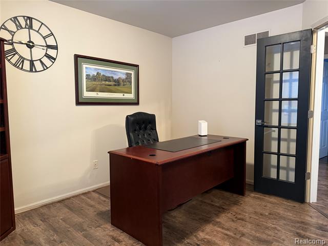 Builiding view eighteen for 19468 Sexton, Rockwood, MI. 48173