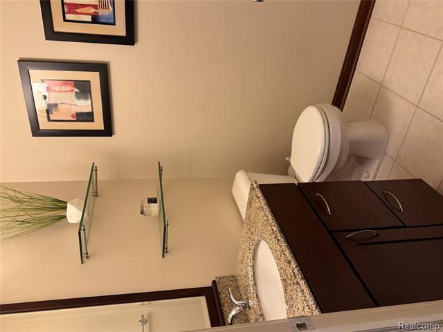 Builiding view fifteen for 19468 Sexton, Rockwood, MI. 48173