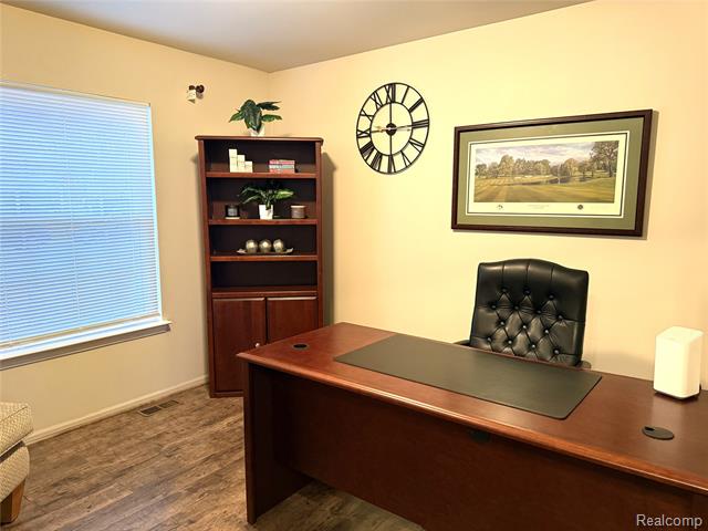 Builiding view sixteen for 19468 Sexton, Rockwood, MI. 48173