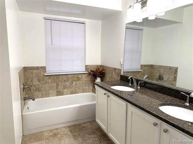 Builiding view twenty three for 19468 Sexton, Rockwood, MI. 48173