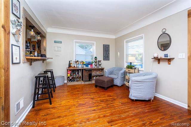 Builiding view eight for 26721 Huron River, Flat Rock, MI. 48134