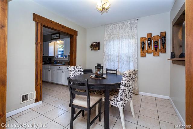 Builiding view eleven for 26721 Huron River, Flat Rock, MI. 48134