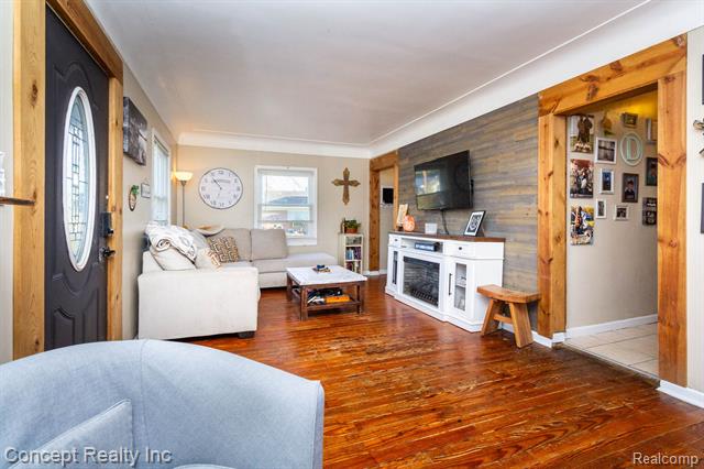 Builiding view five for 26721 Huron River, Flat Rock, MI. 48134