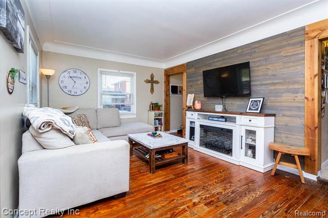 Builiding view four for 26721 Huron River, Flat Rock, MI. 48134