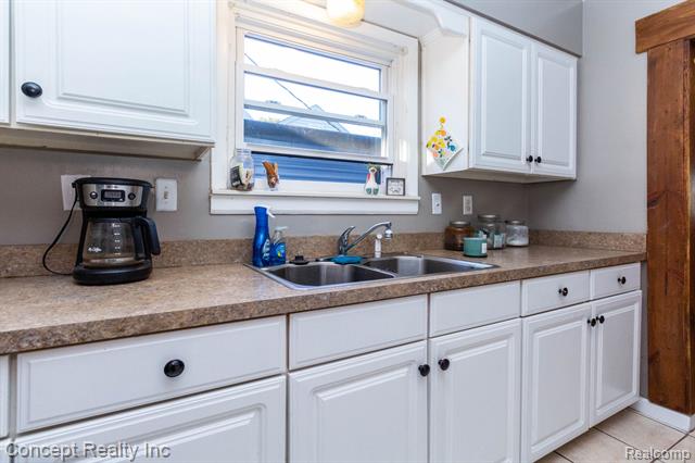 Builiding view fourteen for 26721 Huron River, Flat Rock, MI. 48134