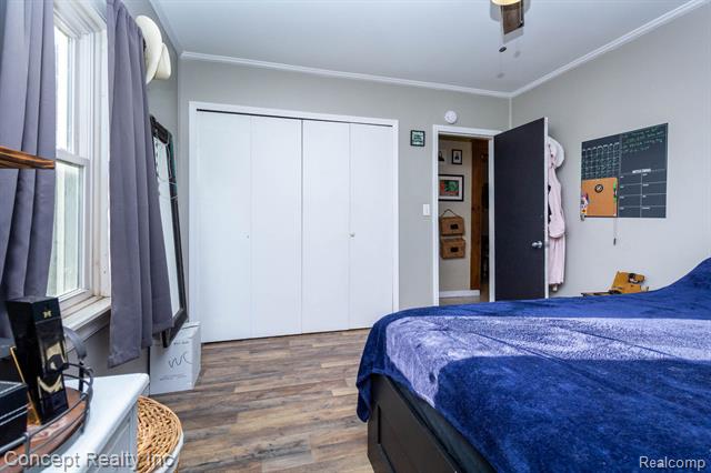 Builiding view seventeen for 26721 Huron River, Flat Rock, MI. 48134