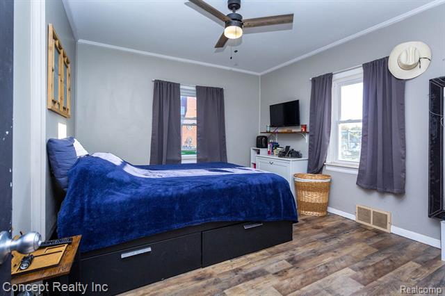 Builiding view sixteen for 26721 Huron River, Flat Rock, MI. 48134