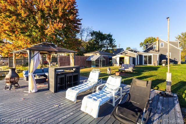 Builiding view thirty six for 26721 Huron River, Flat Rock, MI. 48134