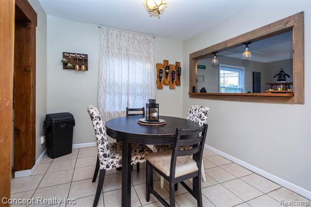 Builiding view twelve for 26721 Huron River, Flat Rock, MI. 48134