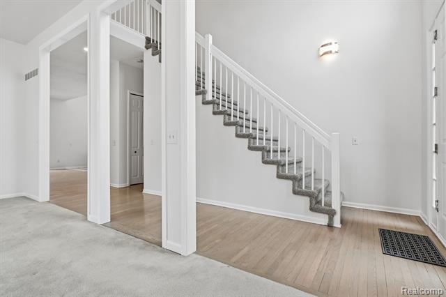 Builiding view two for 19270 Theresa, Rockwood, MI. 48173