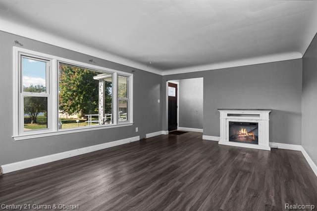 Builiding view four for 26980 James, Flat Rock, MI. 48134