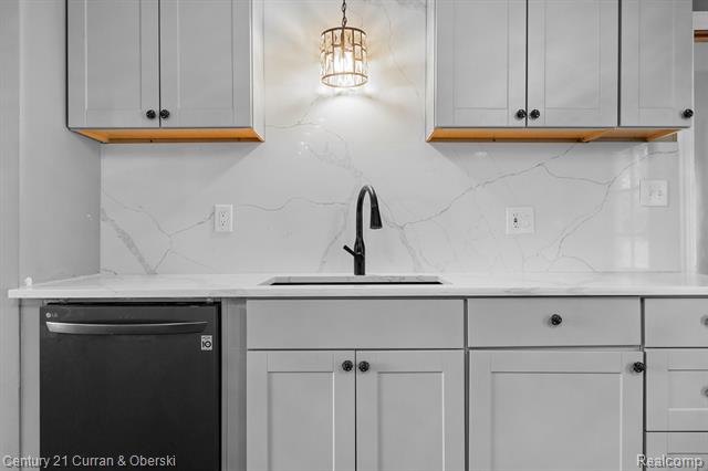 Builiding view fourteen for 26980 James, Flat Rock, MI. 48134