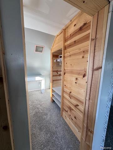 Builiding view eighteen for 23704 Couzens, Hazel Park, MI. 48030