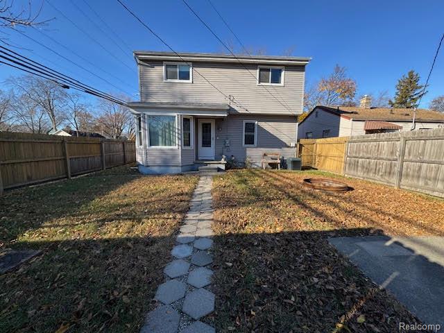 Builiding view four for 23704 Couzens, Hazel Park, MI. 48030