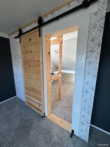 Builiding view seventeen for 23704 Couzens, Hazel Park, MI. 48030