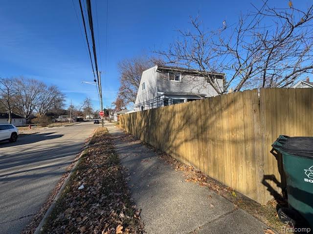 Builiding view six for 23704 Couzens, Hazel Park, MI. 48030