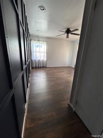 Builiding view ten for 23704 Couzens, Hazel Park, MI. 48030