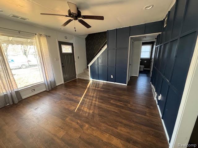 Builiding view thirteen for 23704 Couzens, Hazel Park, MI. 48030