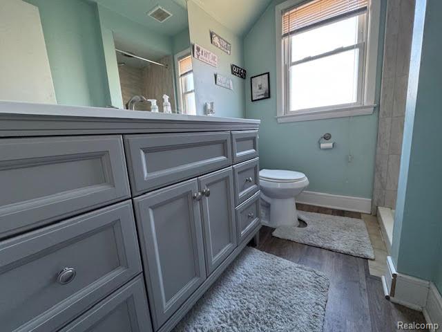 Builiding view thirty for 23704 Couzens, Hazel Park, MI. 48030