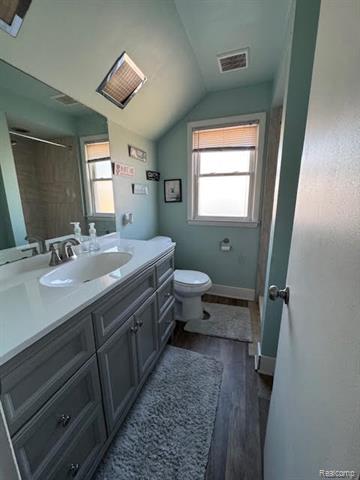 Builiding view twenty nine for 23704 Couzens, Hazel Park, MI. 48030