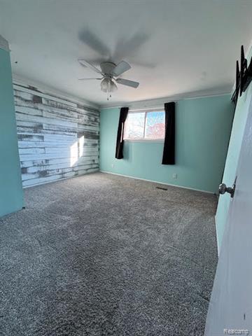 Builiding view twenty six for 23704 Couzens, Hazel Park, MI. 48030