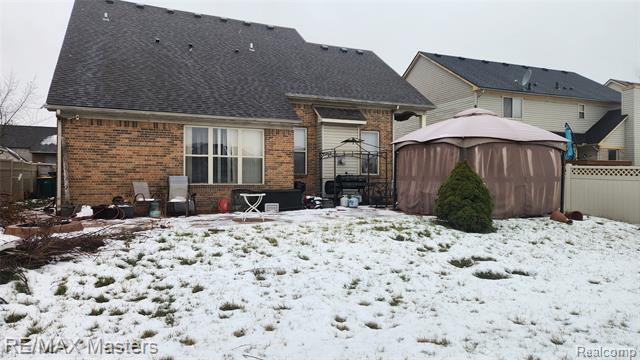 Builiding view eighteen for 24879 Emily, Trenton, MI. 48183