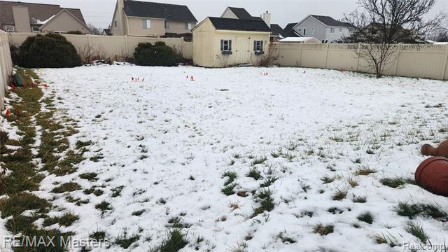 Builiding view seventeen for 24879 Emily, Trenton, MI. 48183