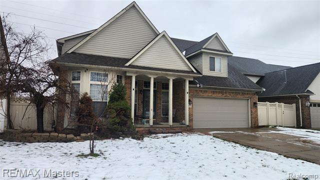 front view for 24879 Emily Dr, Trenton, Mi. 48183