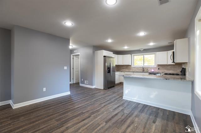 Builiding view nine for 30348 W Huron River, Flat Rock, MI. 48134