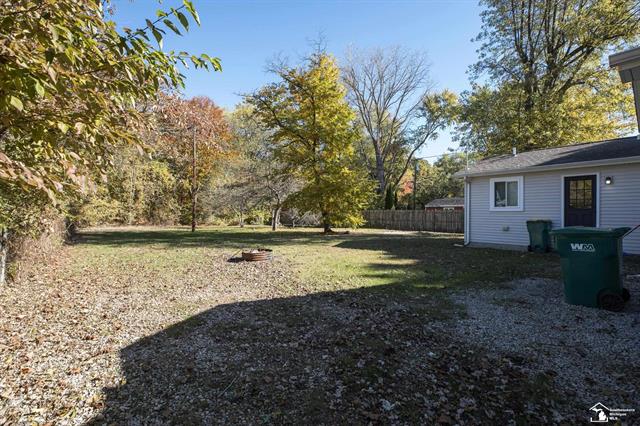 Builiding view one for 30348 W Huron River, Flat Rock, MI. 48134