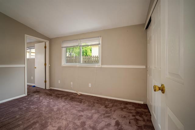 Builiding view eleven for 23723 Reynolds, Hazel Park, MI. 48030