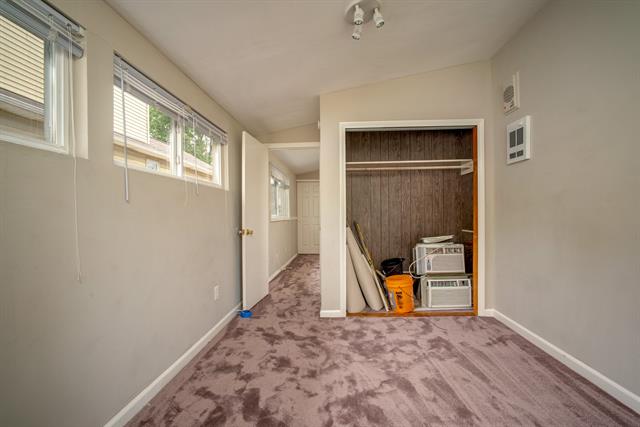 Builiding view fourteen for 23723 Reynolds, Hazel Park, MI. 48030