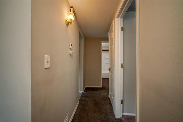 Builiding view seven for 23723 Reynolds, Hazel Park, MI. 48030