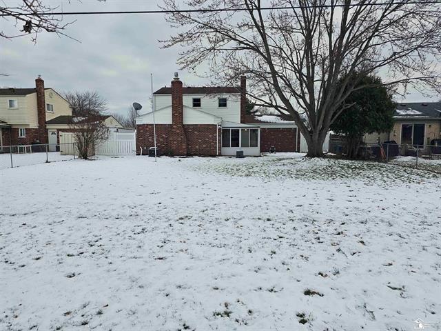 Builiding view eighteen for 22534 Provincial, Trenton, MI. 48183