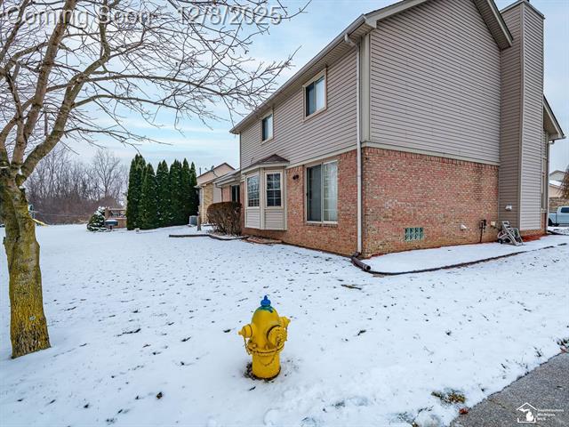 Builiding view forty for 25247 Warren, Flat Rock, MI. 48134