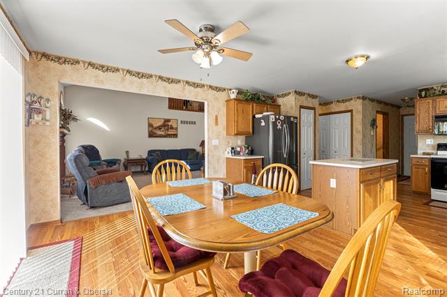 Builiding view ten for 23851 Andrew, Flat Rock, MI. 48134