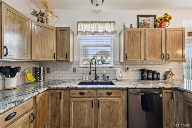 Builiding view fourteen for 30826 Lower Ridge, New Boston, MI. 48164