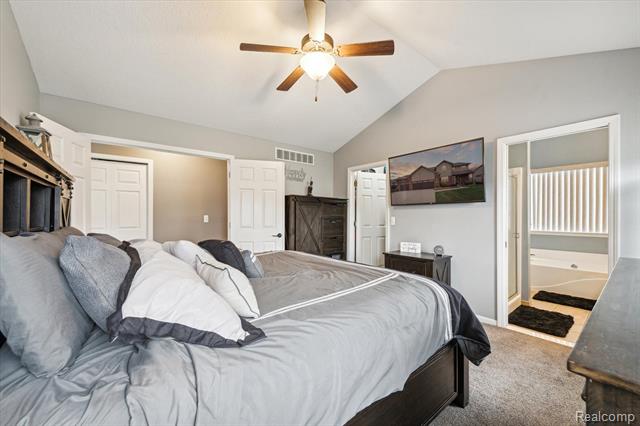 Builiding view twenty five for 30826 Lower Ridge, New Boston, MI. 48164