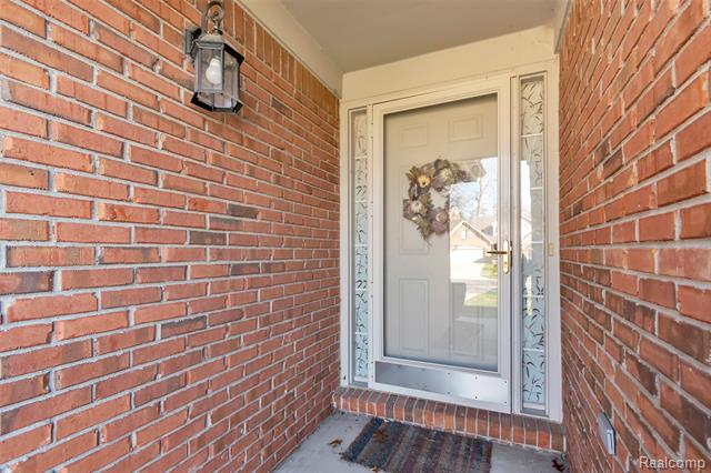 Builiding view four for 23605 North Park, New Boston, MI. 48164