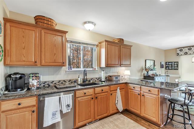 Builiding view ten for 23605 North Park, New Boston, MI. 48164