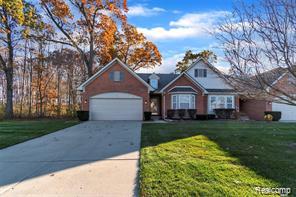 Builiding view thirty three for 23605 North Park, New Boston, MI. 48164