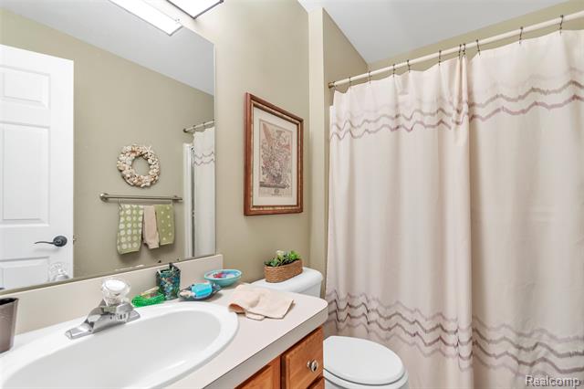 Builiding view twenty three for 23605 North Park, New Boston, MI. 48164