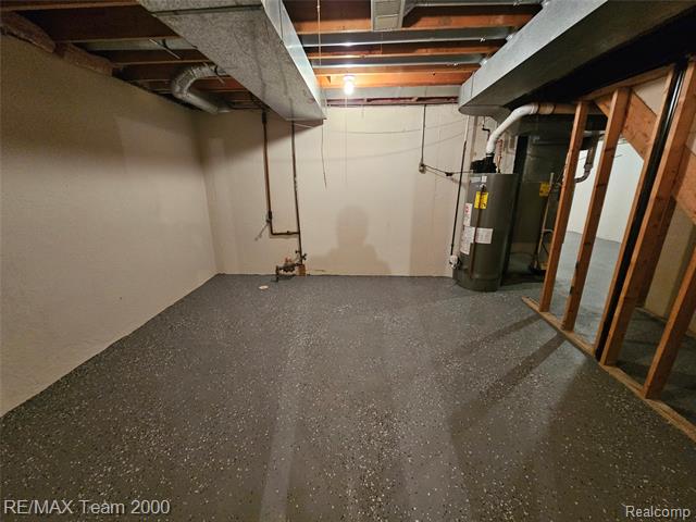 Builiding view fifty eight for 23237 Evan N, New Boston, MI. 48164