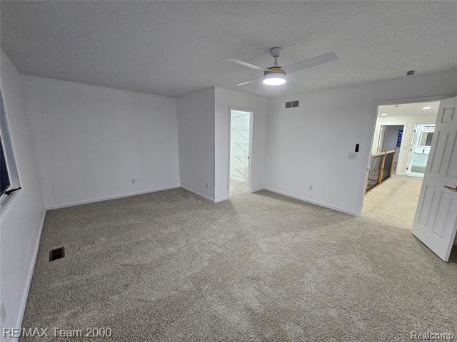 Builiding view forty four for 23237 Evan N, New Boston, MI. 48164