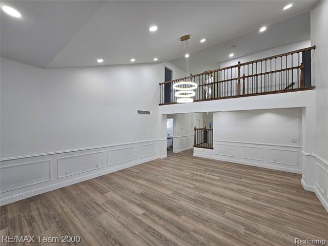 Builiding view seventeen for 23237 Evan N, New Boston, MI. 48164