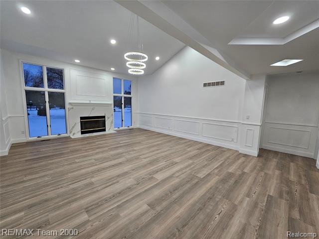 Builiding view sixteen for 23237 Evan N, New Boston, MI. 48164