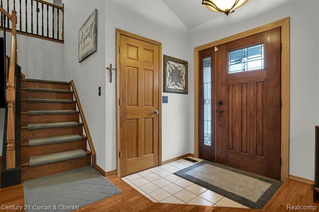 Builiding view four for 21539 Deerfield, Trenton, MI. 48183